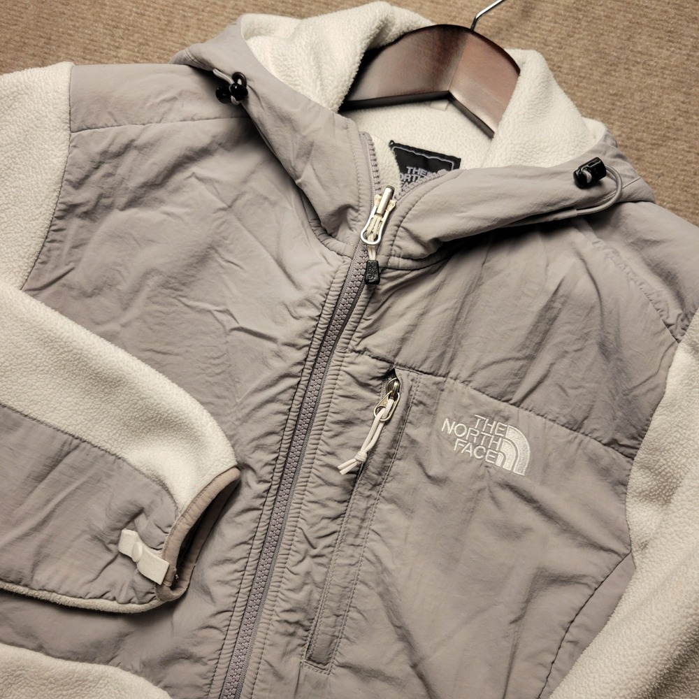 The North Face Denali Hooded Jacket Womens L Grey Cream Full Zip Fleece Overlay